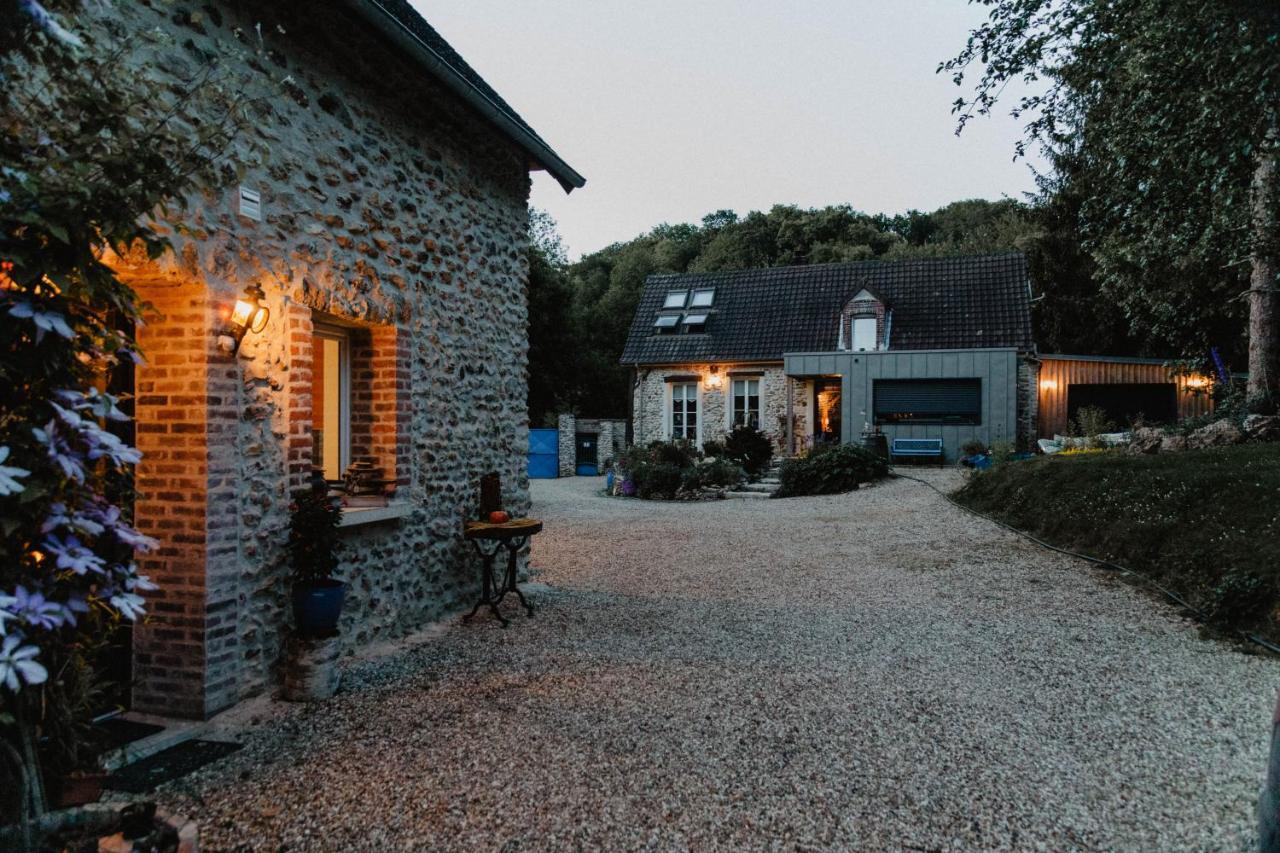 Le Clos Du Buisson Saint-Julien-de-la-Liegue Buitenkant foto