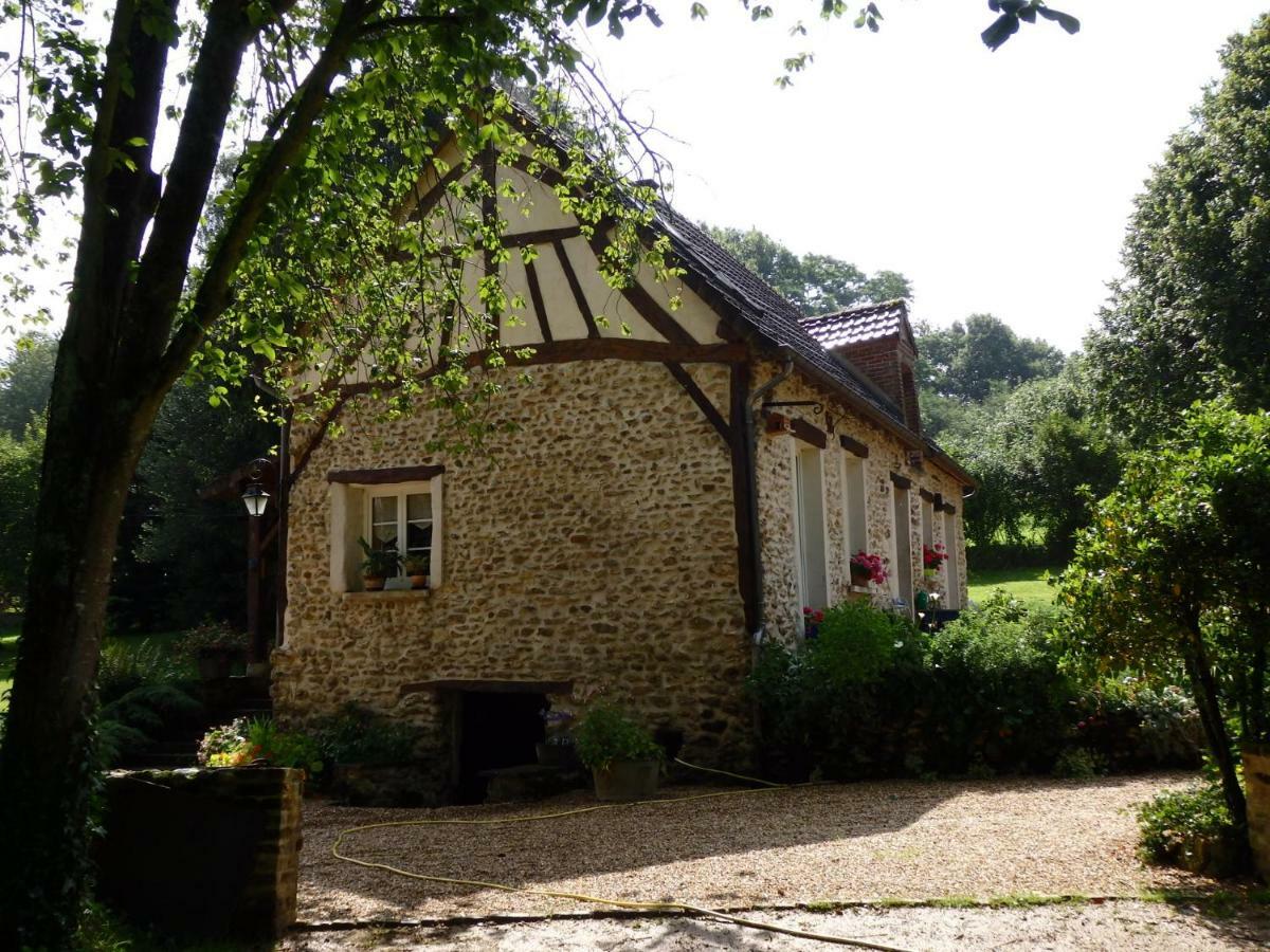 Le Clos Du Buisson Saint-Julien-de-la-Liegue Buitenkant foto